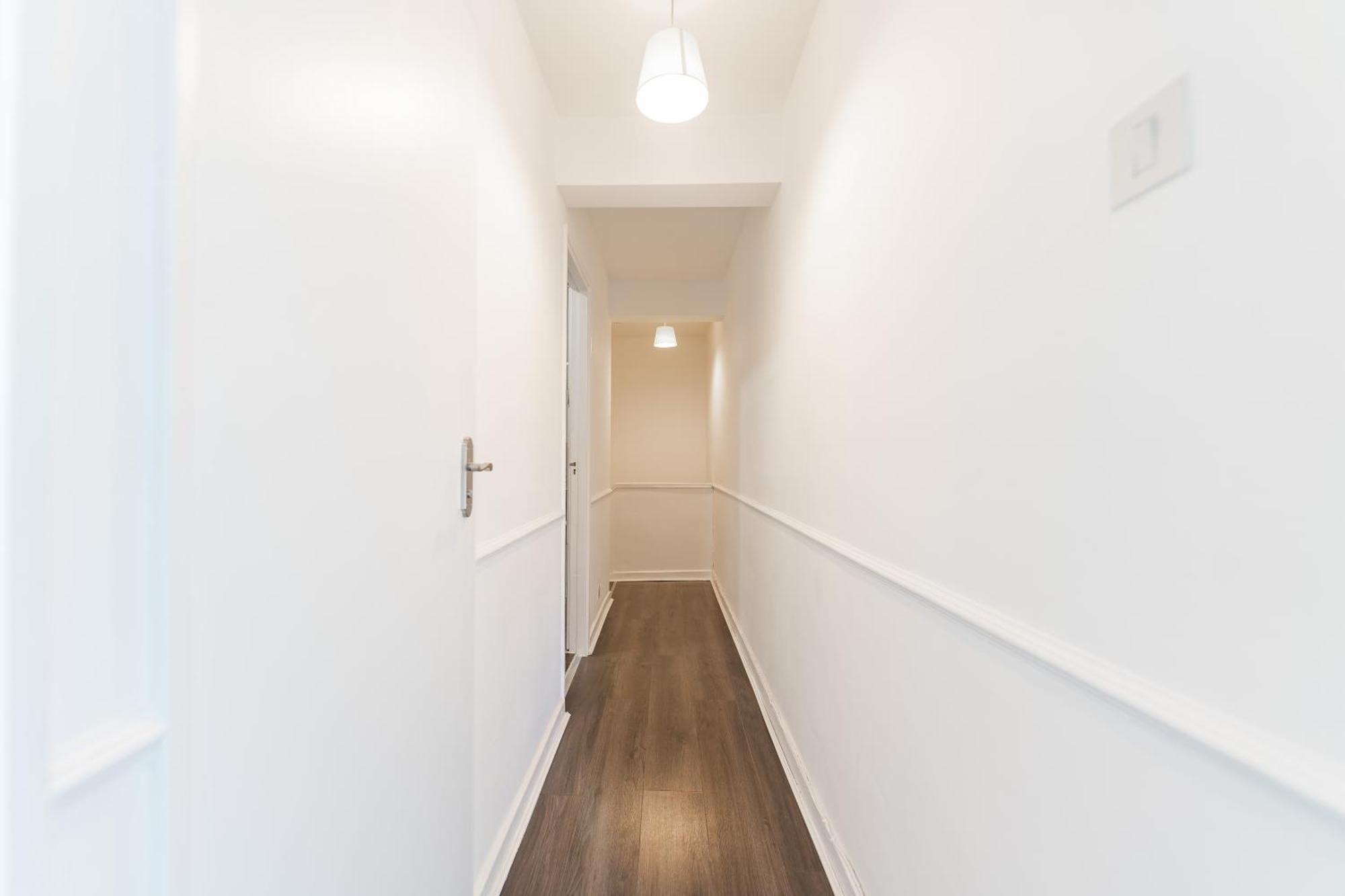 Luxury 3 Bedroom Flat With Balcony In Westbourne Park London Exterior photo