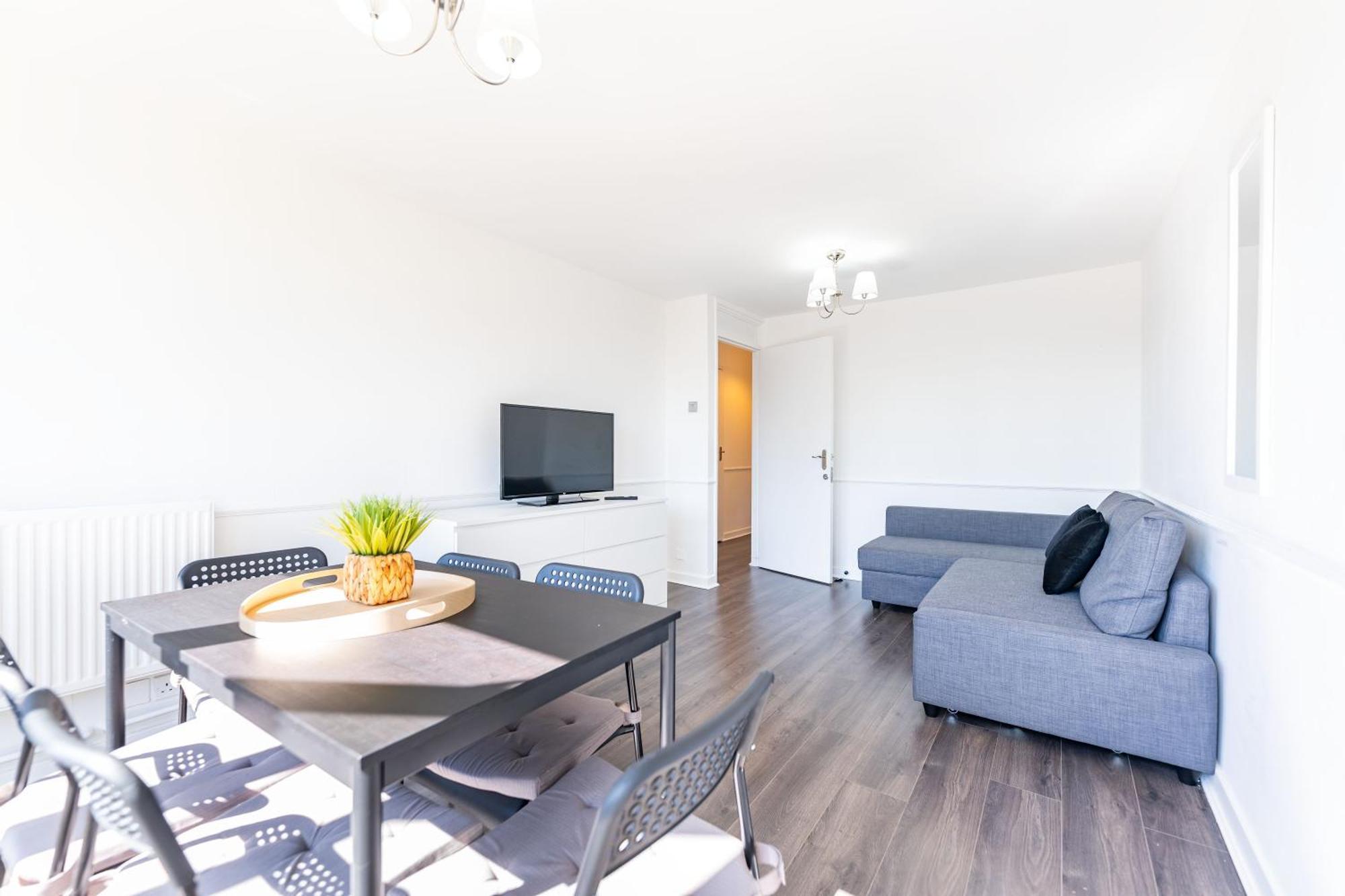 Luxury 3 Bedroom Flat With Balcony In Westbourne Park London Exterior photo